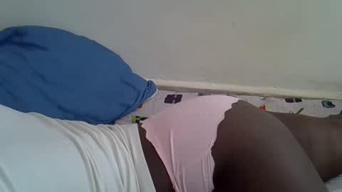 prettybooty1 online show from October 26, 1:06 pm