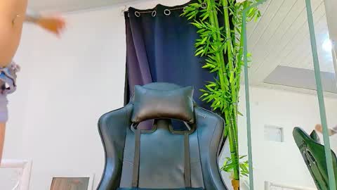 Denis online show from November 15, 5:08 am