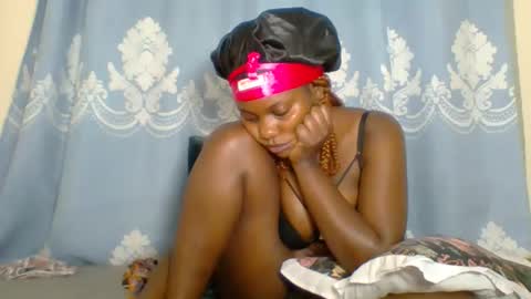 SHANIA online show from October 7, 6:56 pm