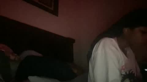 prettyfacefemale online show from April 3, 11:52 am