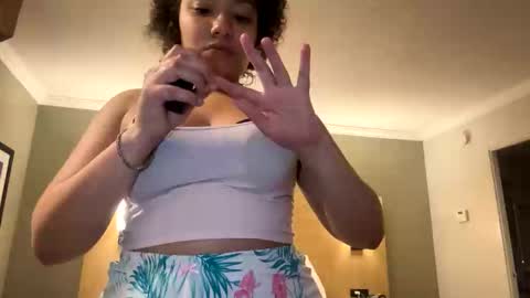 Pretty In  Paris online show from April 5, 12:53 am