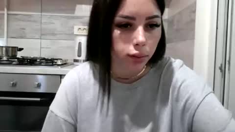prettyjulliette online show from July 2, 3:29 pm