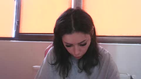prettyjulliette online show from July 19, 10:39 am