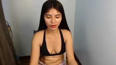 prettylittle_lady online show from May 26, 11:42 am