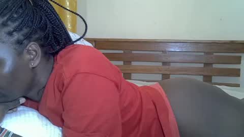 LILIAN online show from June 17, 8:59 am