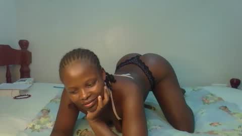 Melly online show from May 4, 6:44 pm