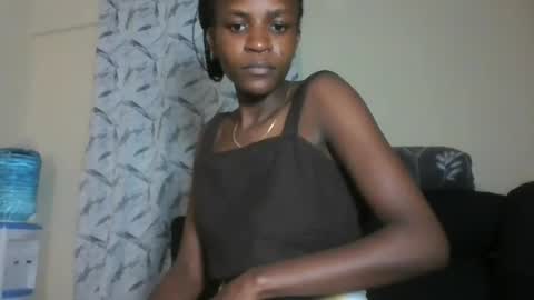 prettypussy_24 online show from June 24, 10:31 pm