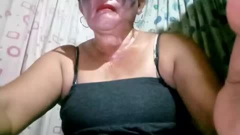 prettyrose01 online show from June 9, 12:59 pm