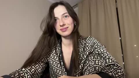 prettyyy_angel online show from April 28, 7:07 pm
