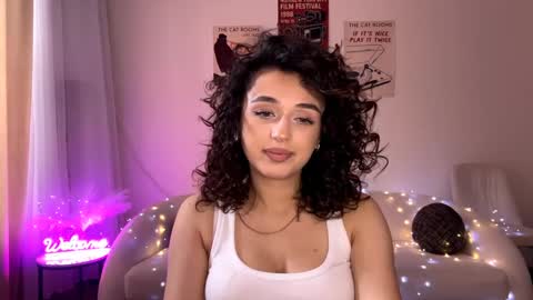 Sofi online show from April 3, 11:30 am