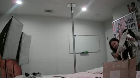 princesskimami online show from October 29, 2:27 am