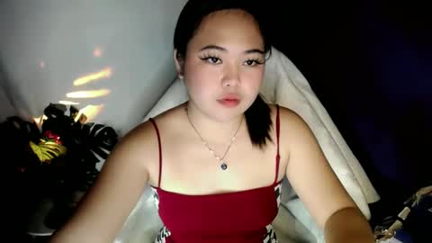 Snapshot of princessnaughty69 chatting on March 9, 10:08 am SweetyHeart online show from March 9, 10:08 am