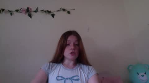 princesssnowflk84 online show from May 27, 10:29 pm