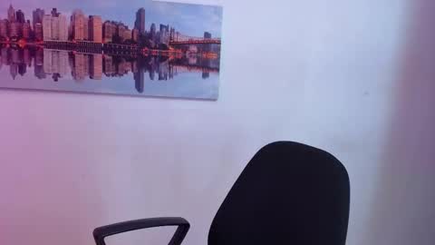 priscilla_fontaine online show from March 18, 4:17 am