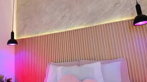 Profana Red online show from March 27, 2:29 pm