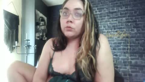 Krystle online show from March 11, 2:20 pm