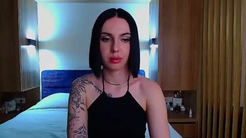 Julia online show from July 25, 4:03 pm