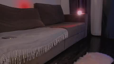 Marie online show from November 22, 5:04 pm