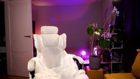 Sasha  wait you here 6 of November. will celebrate my B- day online show from July 3, 1:28 pm