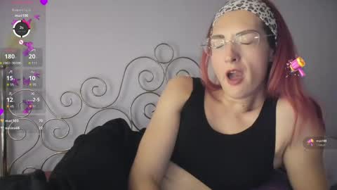 PurpleRainn69  Dina online show from May 12, 8:37 pm