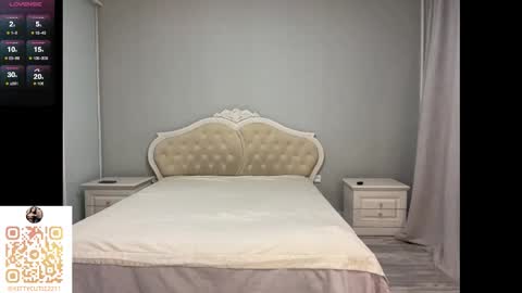 Snapshot of purrpaw chatting on September 9, 2:44 am Zendaya online show from September 9, 2:44 am