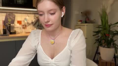 Aileen online show from September 27, 8:16 pm