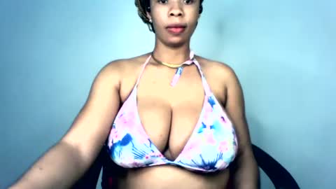 pussywet8623448 online show from July 4, 5:25 am