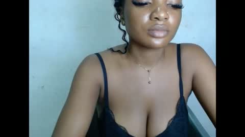 pussyxwetx online show from June 11, 2:53 am