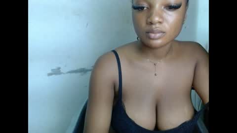 pussyxwetx online show from June 19, 9:24 am