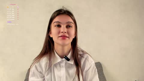 Molly online show from February 3, 1:09 am