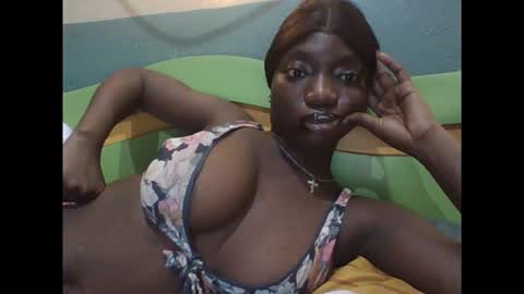 ora online show from November 19, 7:36 pm