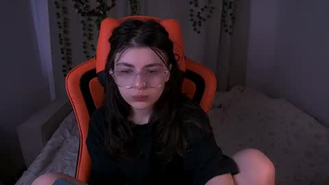 Ava online show from May 10, 4:31 pm