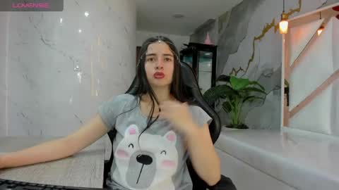 Qetsyah online show from April 14, 1:55 pm