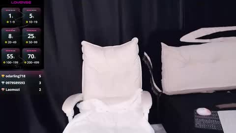 qianqian_ online show from December 21, 1:26 pm