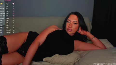 Ana online show from November 1, 10:36 pm