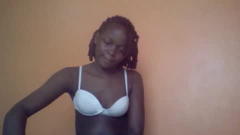 queen_banice online show from March 1, 10:26 am