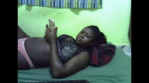 queen_diva01 online show from April 21, 7:26 am