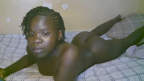 queen_latasha online show from March 31, 4:07 pm