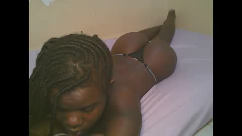 queen_latasha online show from May 20, 4:53 am