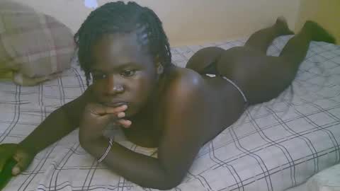 queen_latasha online show from April 5, 12:26 pm