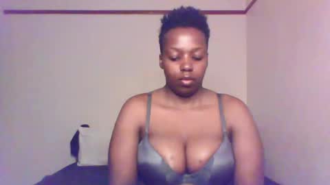 QUEEN online show from January 4, 12:05 am