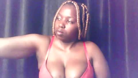 QUEEN online show from May 8, 4:38 am