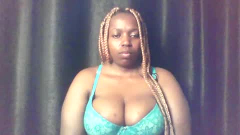 QUEEN online show from May 9, 4:47 am