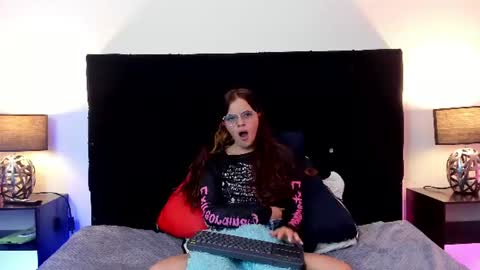 queen_misy online show from June 29, 9:25 pm