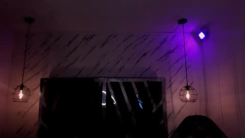 Snapshot of queen_perla_ chatting on October 15, 11:24 am online show from October 15, 11:24 am