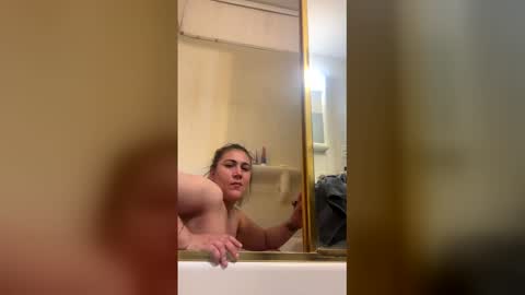 Sinful online show from April 13, 12:45 am