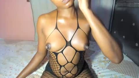 queenchloe1 online show from July 7, 6:47 am