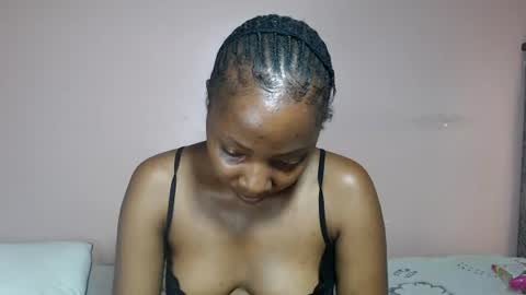 queenchloe1 online show from June 24, 7:51 am