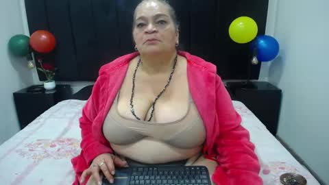 VickyBoobss online show from November 12, 8:18 pm