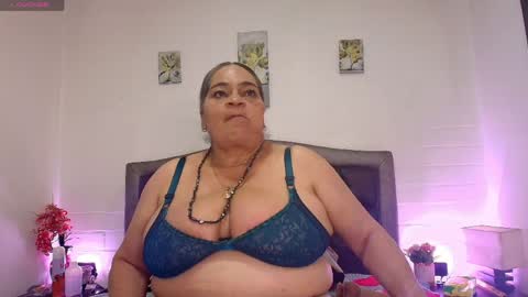 VickyBoobss online show from May 6, 8:02 pm